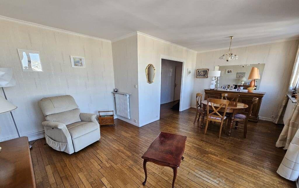
                                                Location
                                                 Très beau 3P 65m² avec balcon sans vis à vis