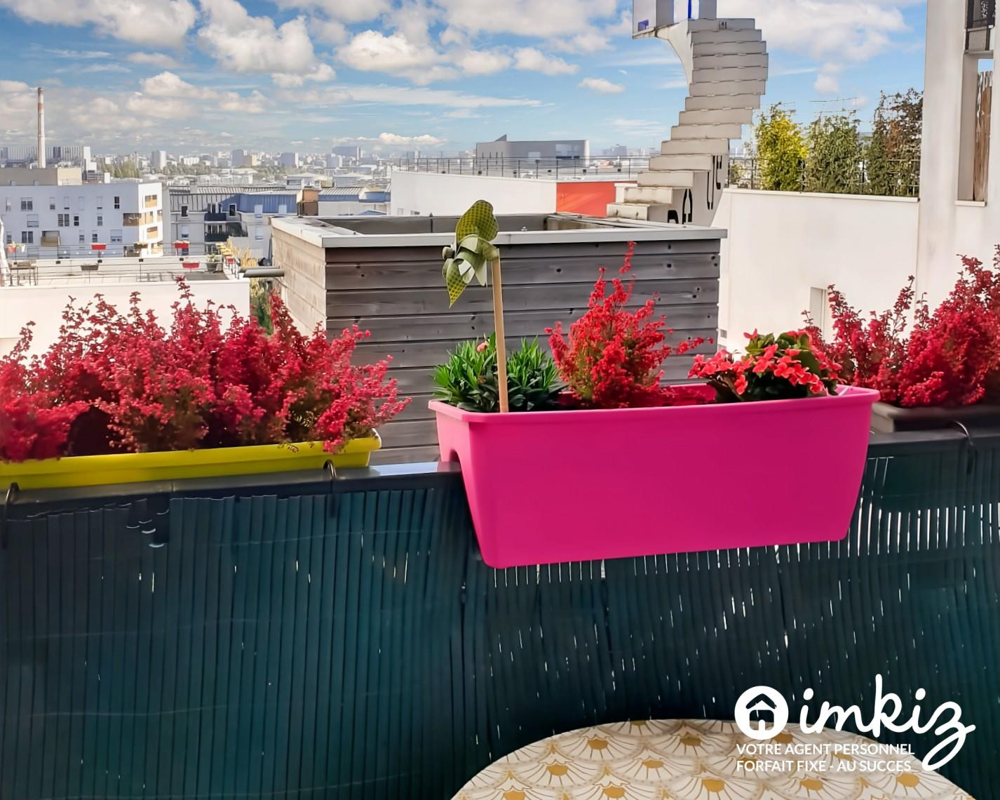 
                                                Vente
                                                 Très beau 4 pièces au calme