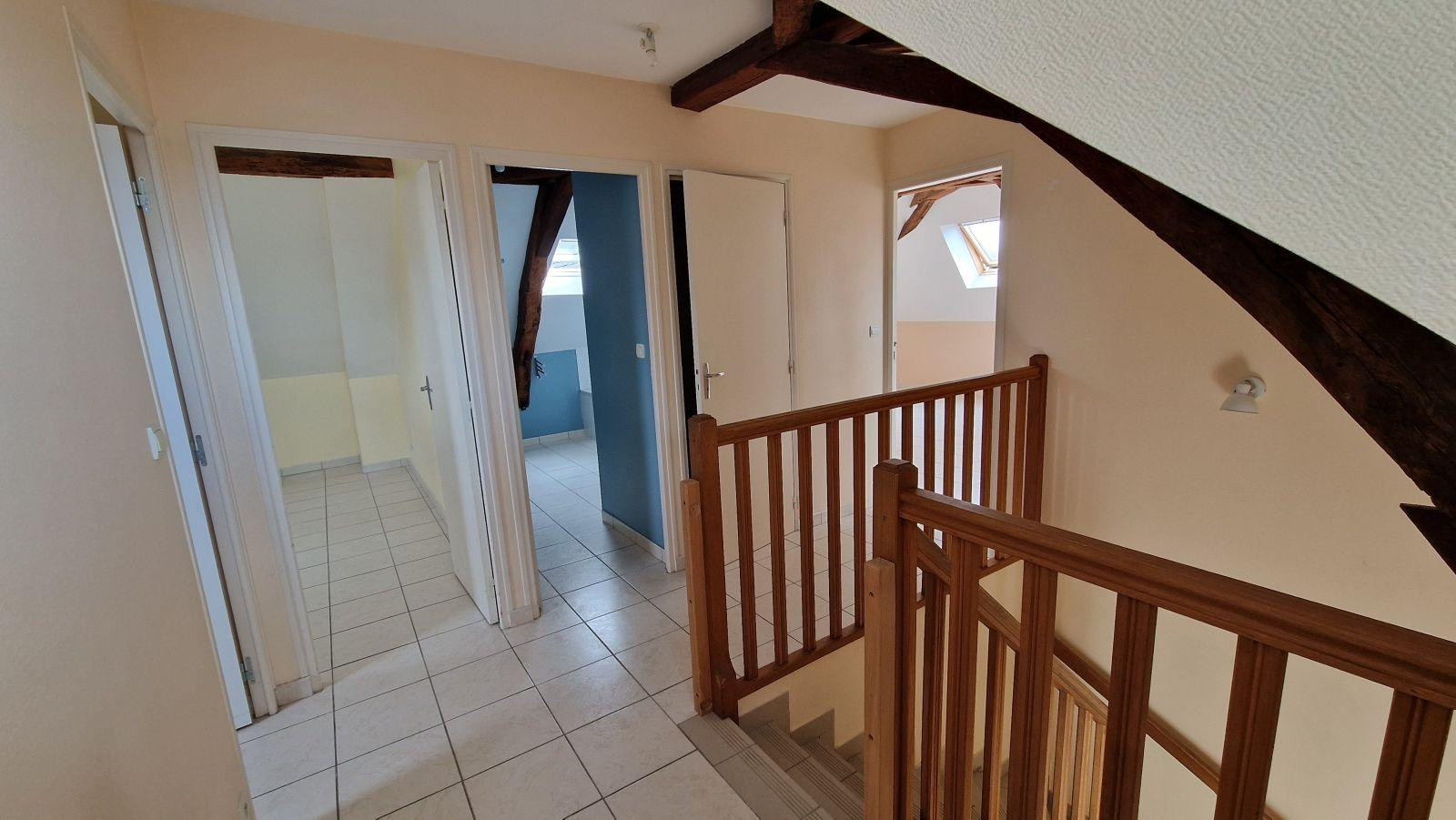 
                                                Location
                                                 Très Beau DUPLEX