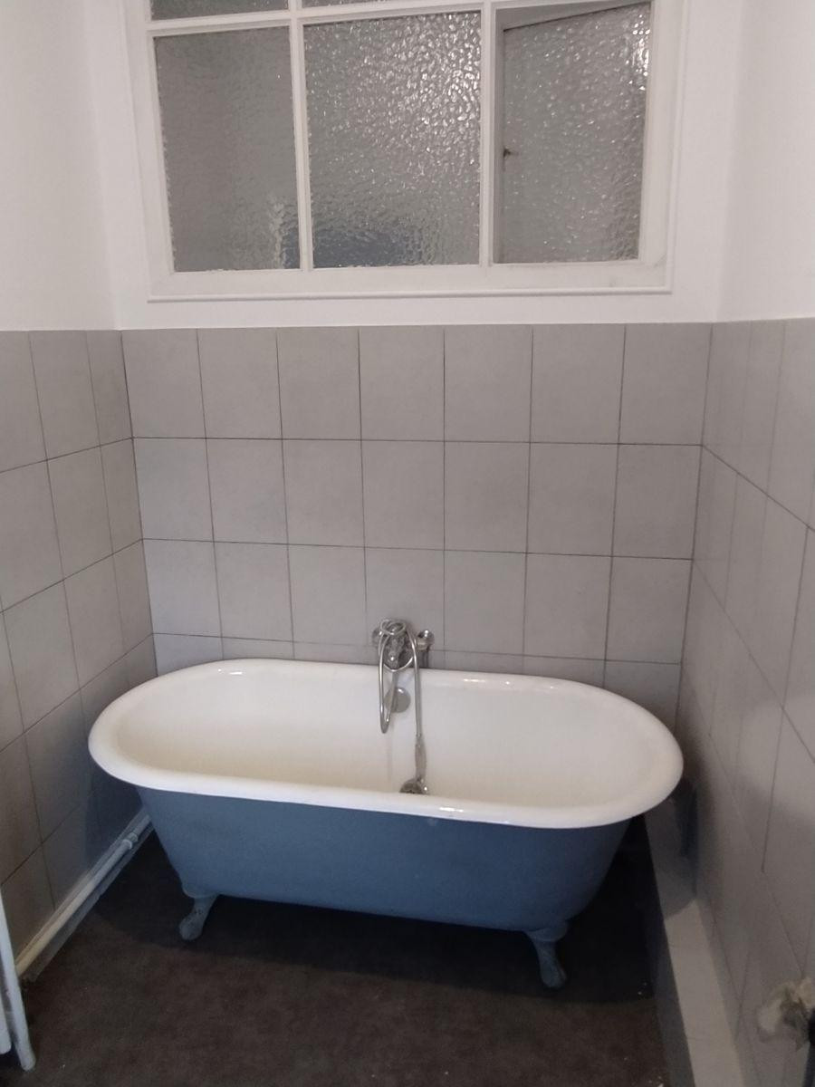 
                                                Location
                                                 Très beau F3 entièrement rénové