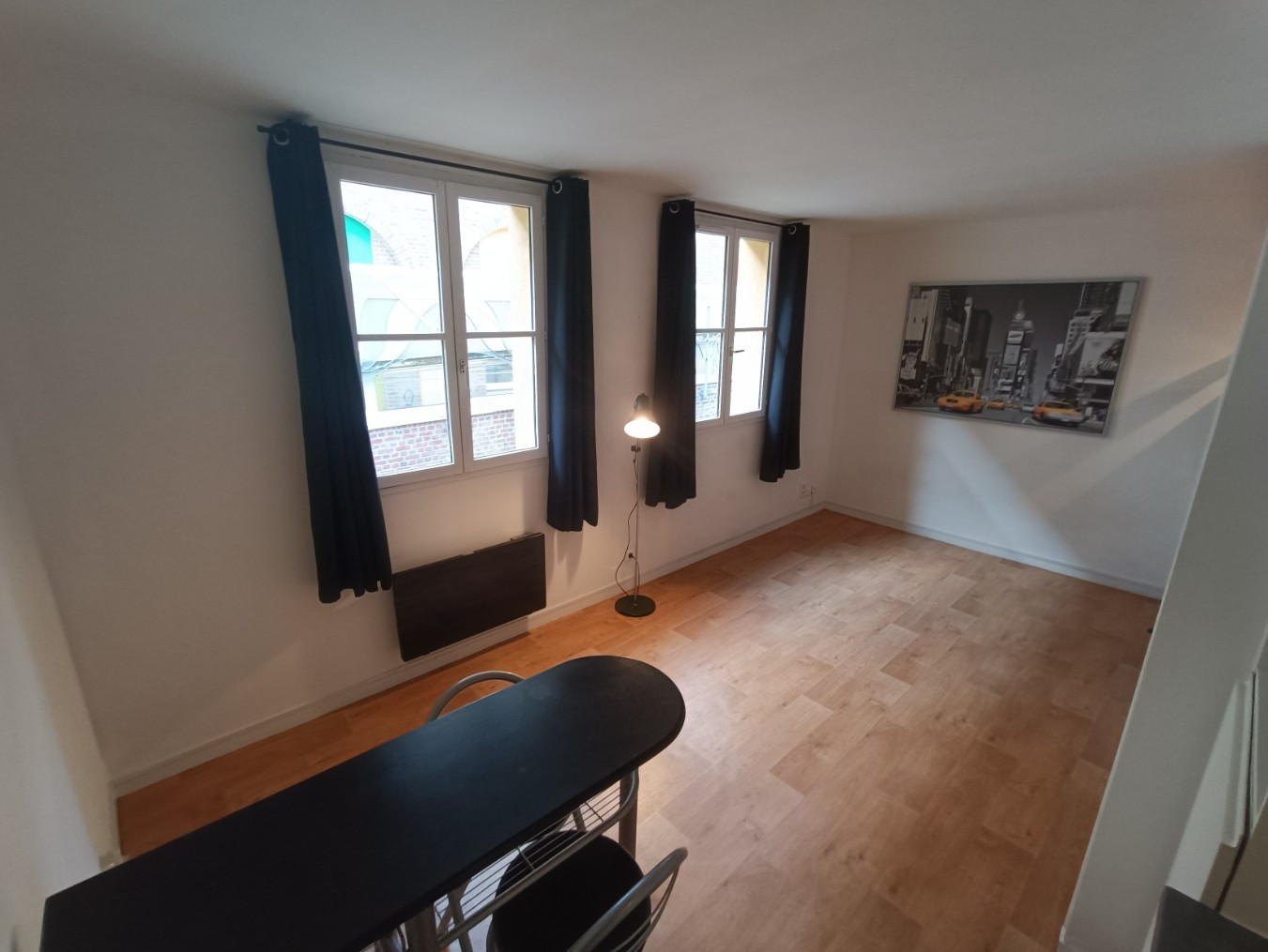 
                                                Vente
                                                 Très beau studio Amiens quartier Saint-Leu