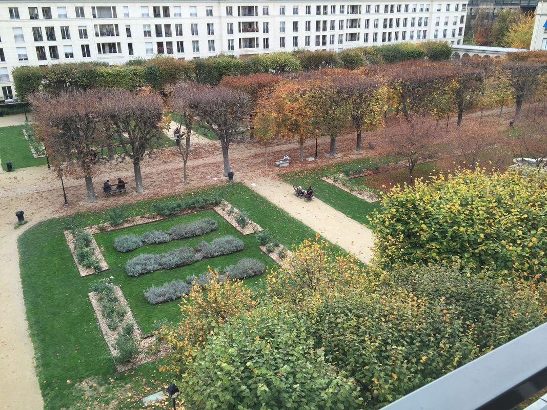 
                                                Location
                                                 Très beau Studio Issy-les-Moulineaux