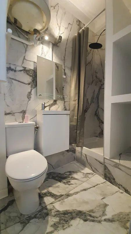 
                                                Location
                                                 Très beau studio meublé 13m² Saint Loup
