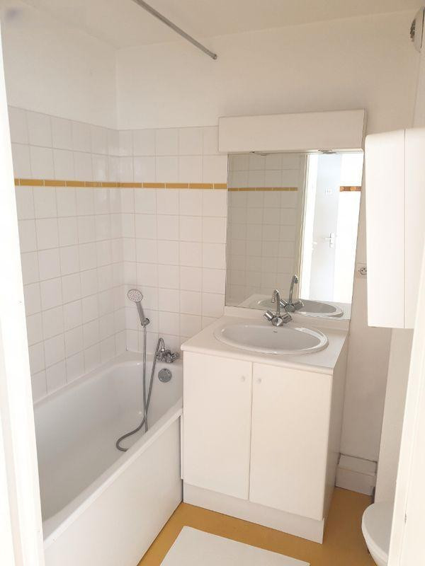 
                                                Location
                                                 Très beau studio meublé à 300 m campus Tréfilerie