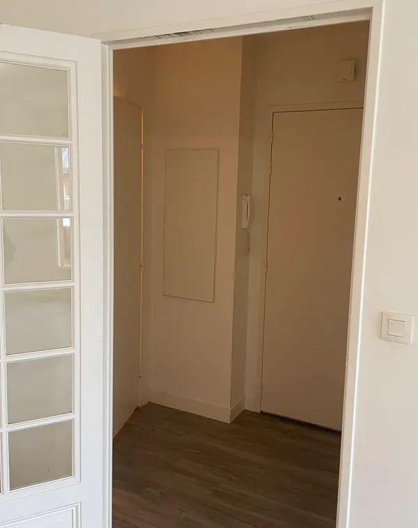
                                                Location
                                                 Très beau T2 avec balcons à Nantes Beauséjour