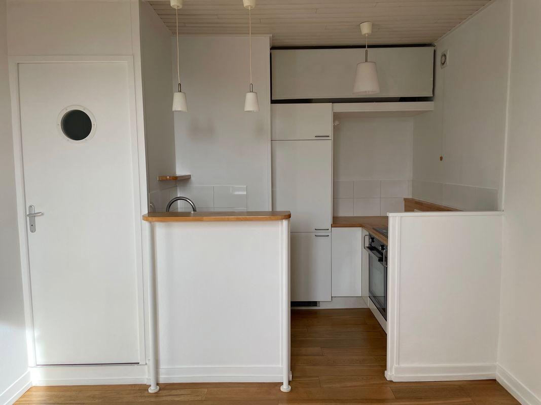 
                                                Location
                                                 Très beau T2/T3 hyper centre Nantes