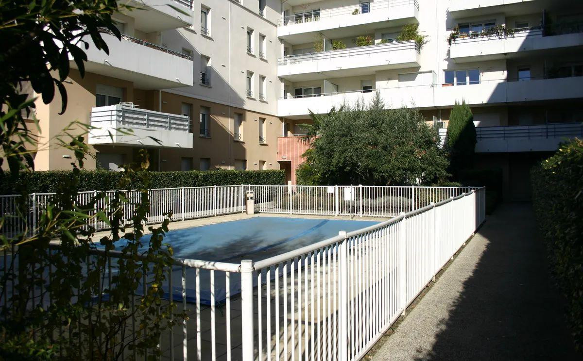 
                                                Location
                                                 Très beau T3 de 69m² Croix de Pierre à Toulouse