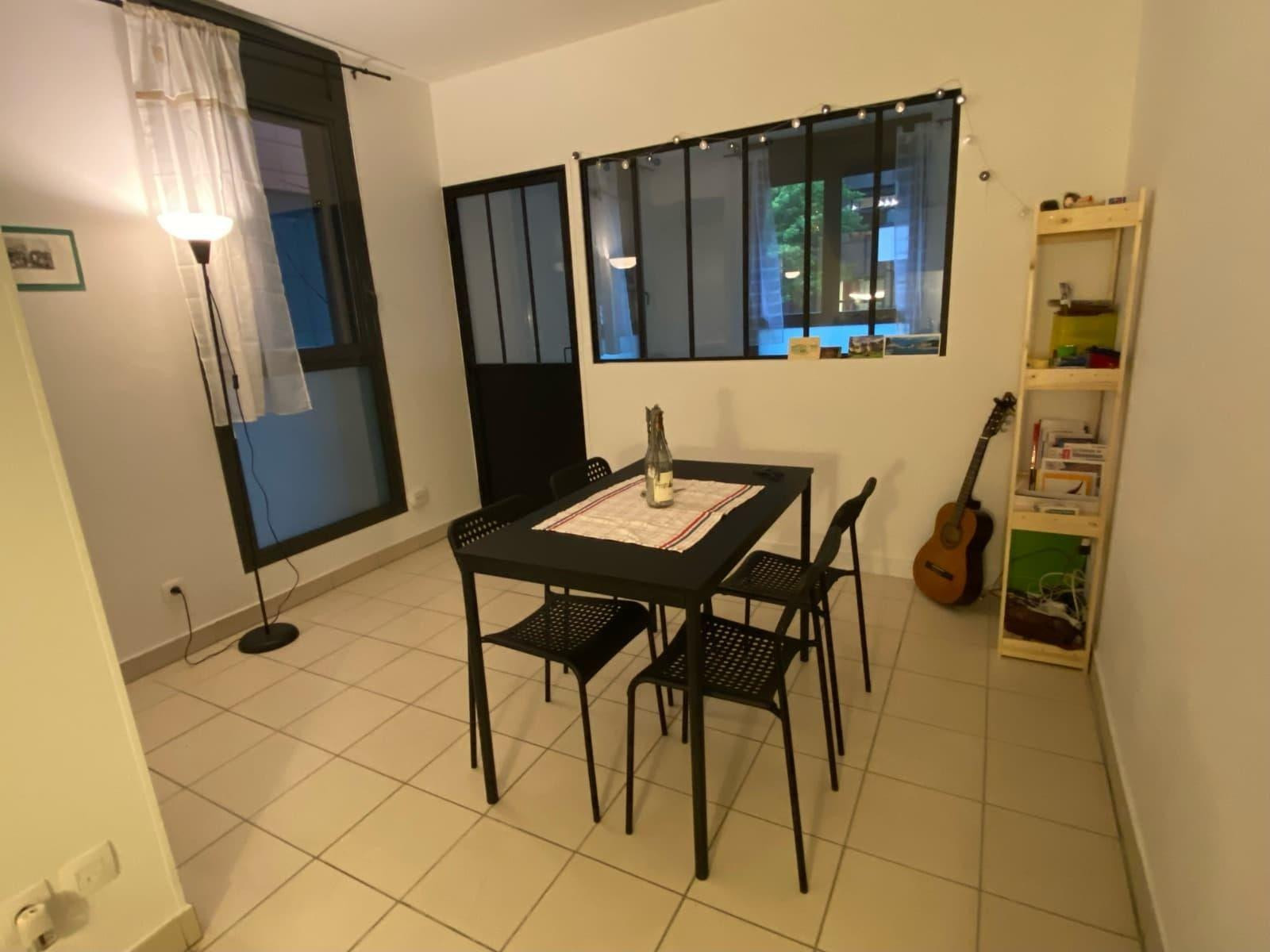 
                                                Location
                                                 Très bel appartement