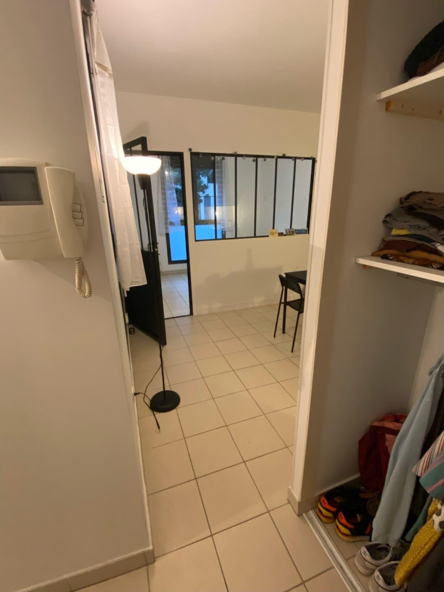 
                                                Location
                                                 Très bel appartement