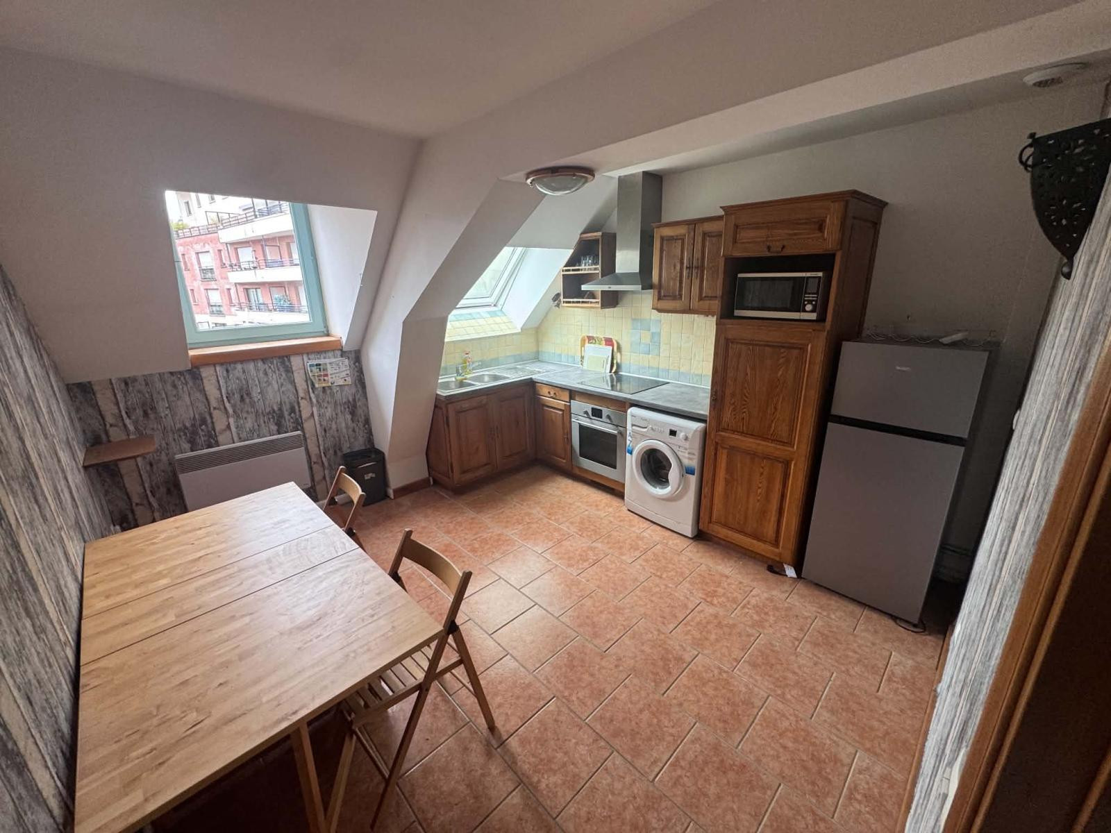 
                                                Location
                                                 Tres bel appartement
