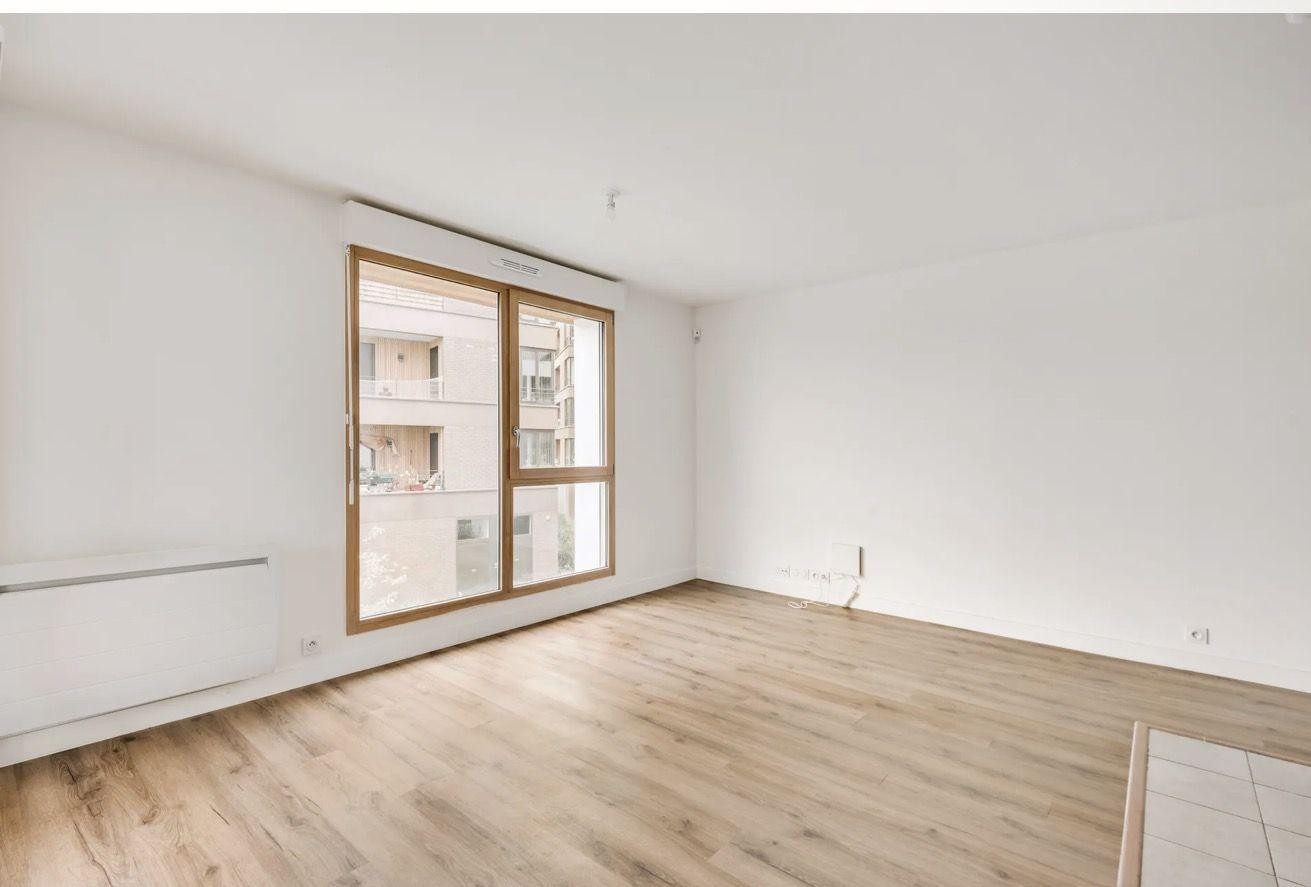 
                                                Location
                                                 Très bel appartement de 60M2 avec cuisine équipée
