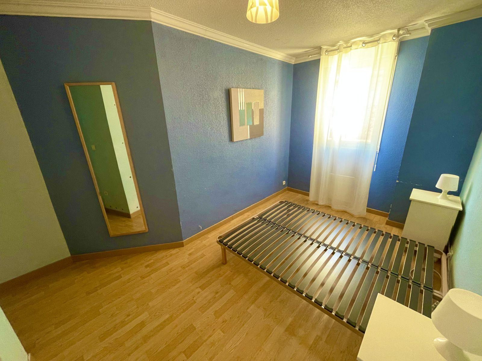 
                                                Location
                                                 Très bel appartement meublé,avec garage,