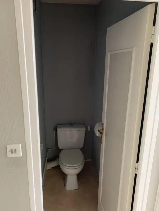 
                                                Location
                                                 Très bel appartement - Vue imprenable sur le lac