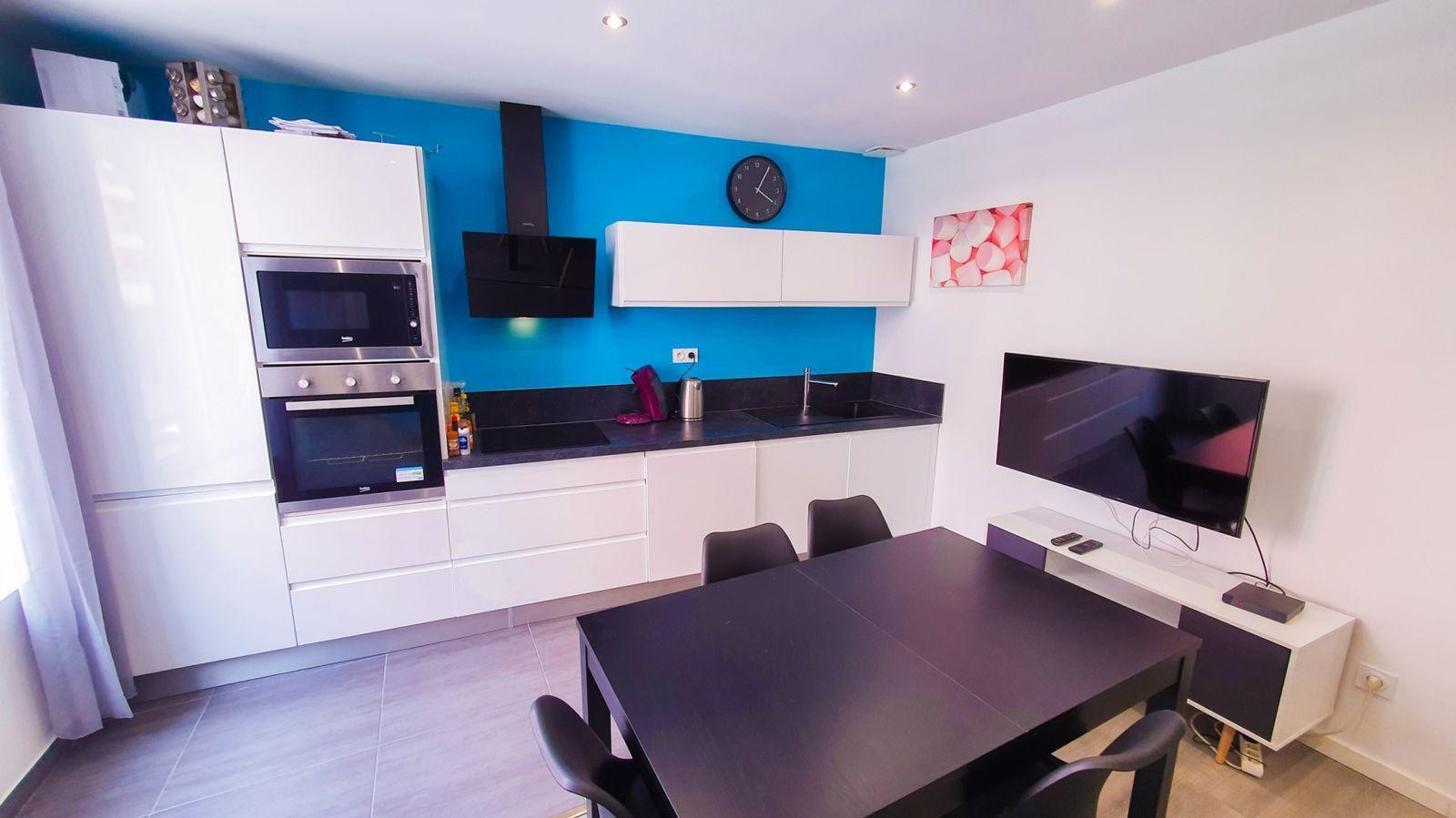 
                                                Colocation
                                                 Très belle chambre 12m² dans magnifique colocation