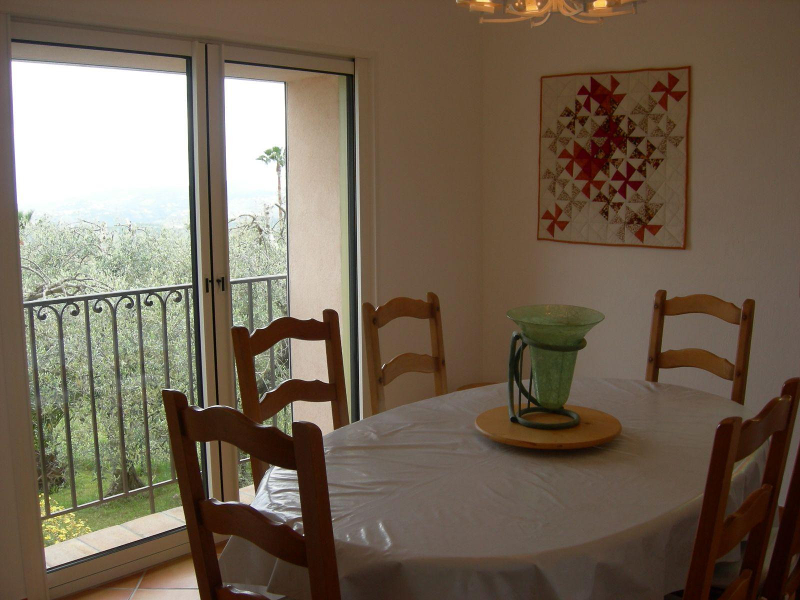 
                                                Location
                                                 Très belle villa vue panoramique mer