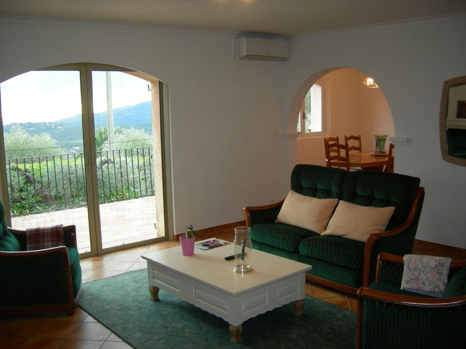 
                                                Location
                                                 Très belle villa vue panoramique mer