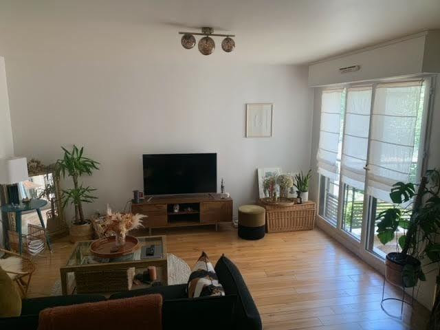 
                                                Location
                                                 Très grand 2 pièces avec balcon Levallois-Perret