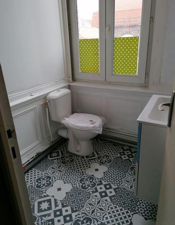 
                                                Location
                                                 Très Grand 2 Pièces - immeuble bourgeois ancien