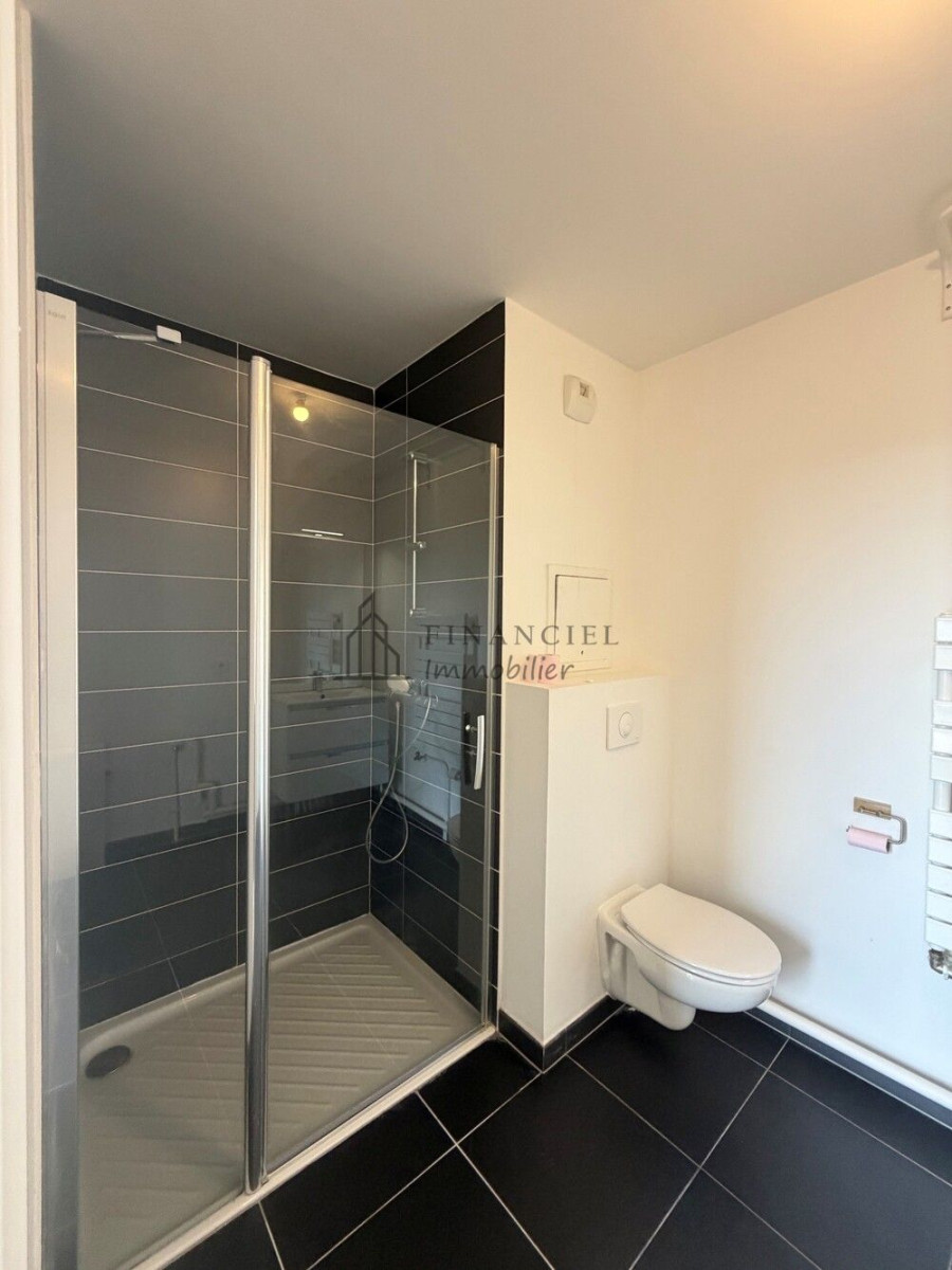 
                                                Location
                                                 TRES JOLI STUDIO - QUARTIER DES RABAUX - 32m²