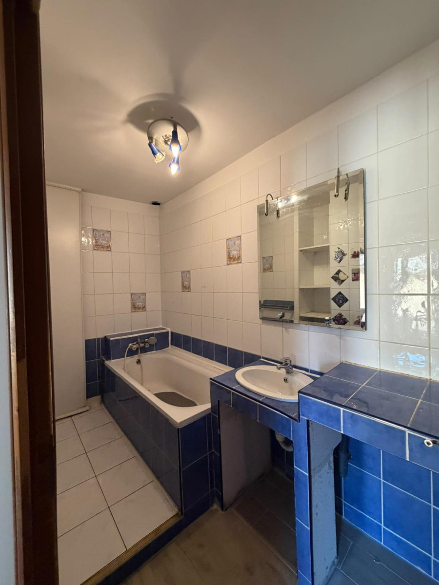 
                                                Location
                                                 Très jolie Maison dans un quartier très calme
