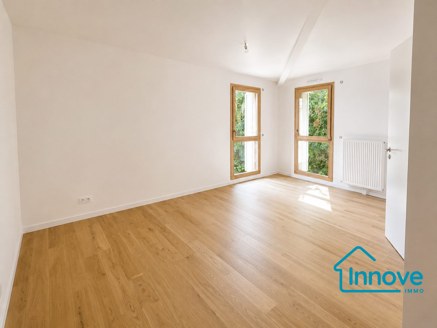 
                                                Vente
                                                 TRIPLEX 4 CHAMBRES