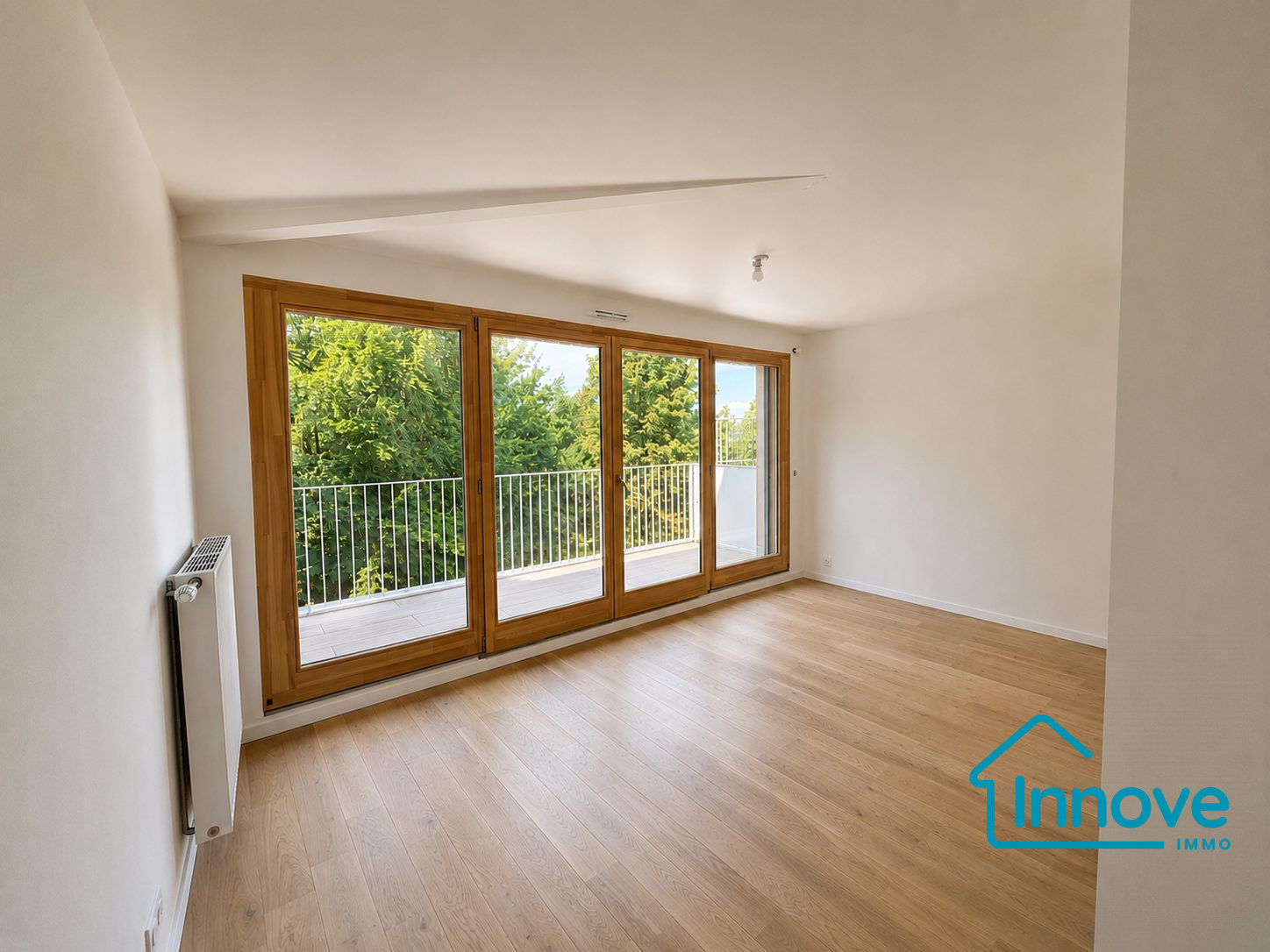 
                                                Vente
                                                 TRIPLEX 4 CHAMBRES