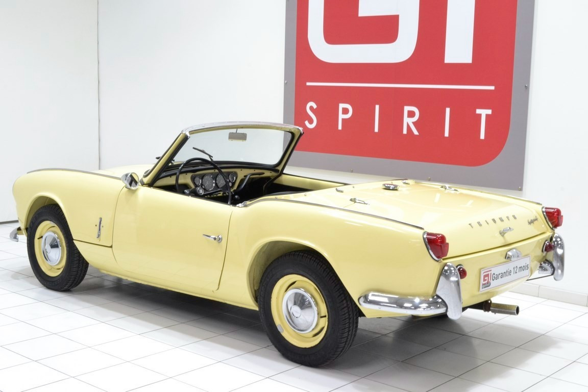 
                                                Voiture
                                                 TRIUMPH  Spitfire MK2