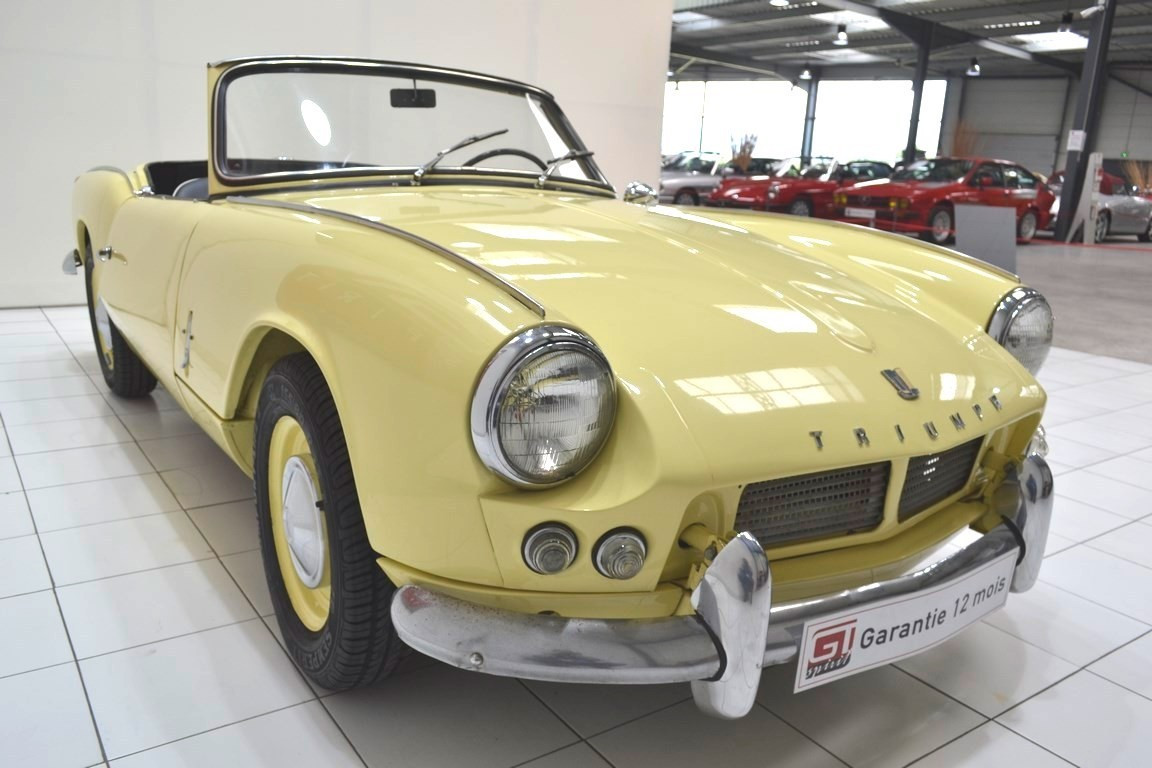 
                                                Voiture
                                                 TRIUMPH  Spitfire MK2
