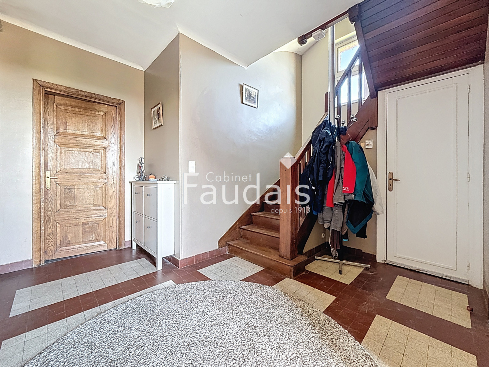 
                                                Vente
                                                 TROISGOTS Maison 5 chambres 
