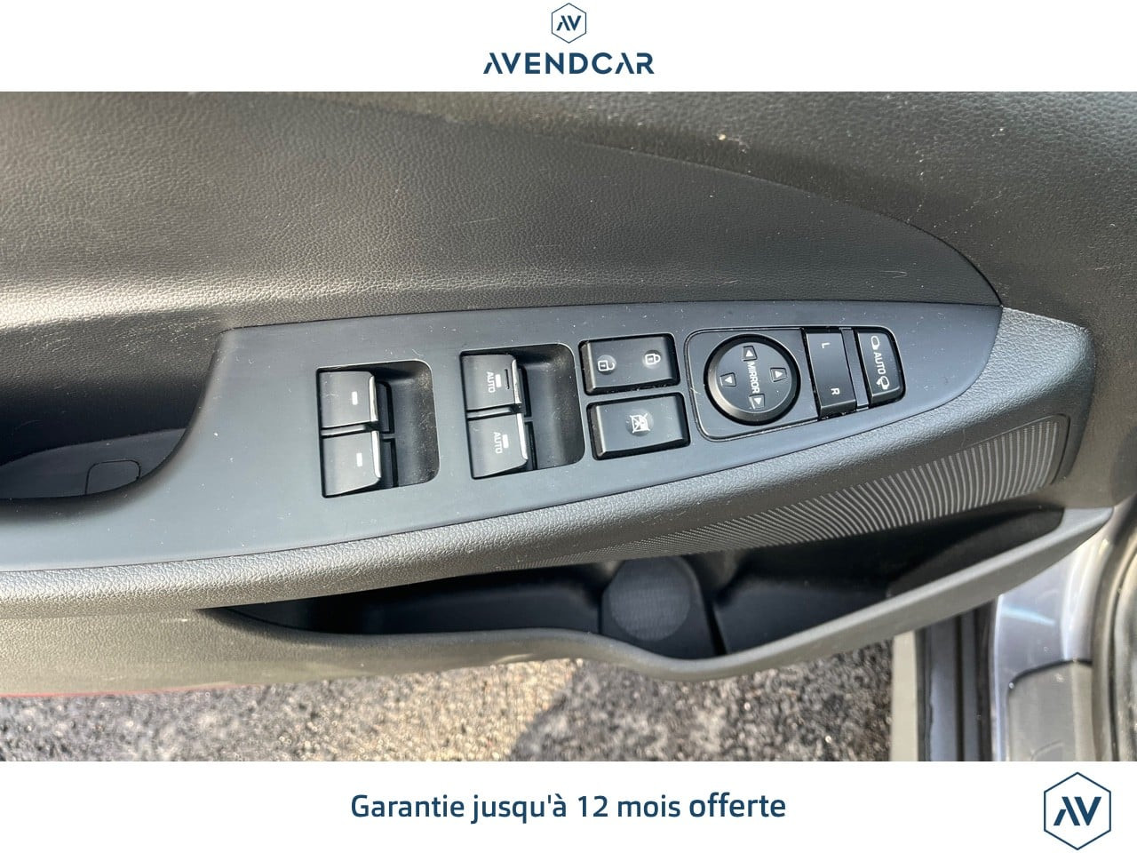 
                                                Voiture
                                                 TUCSON 1.6 CRDI 135 HYBRID MHEV 48VOLT CREATIVE
