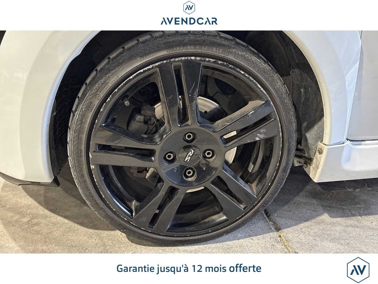 
                                                Voiture
                                                 TWINGO 1.6 135 RS CUP