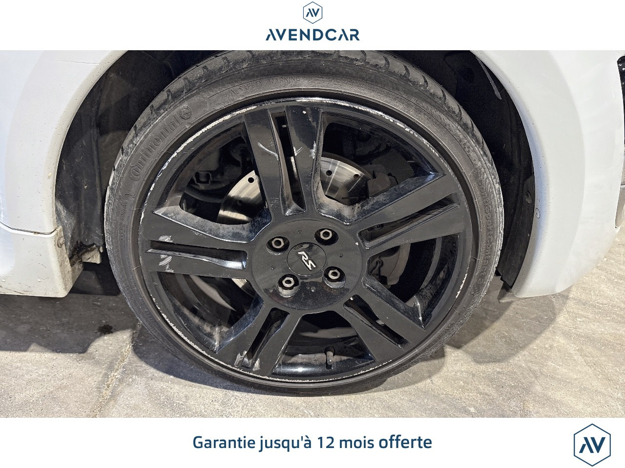 
                                                Voiture
                                                 TWINGO 1.6 135 RS CUP