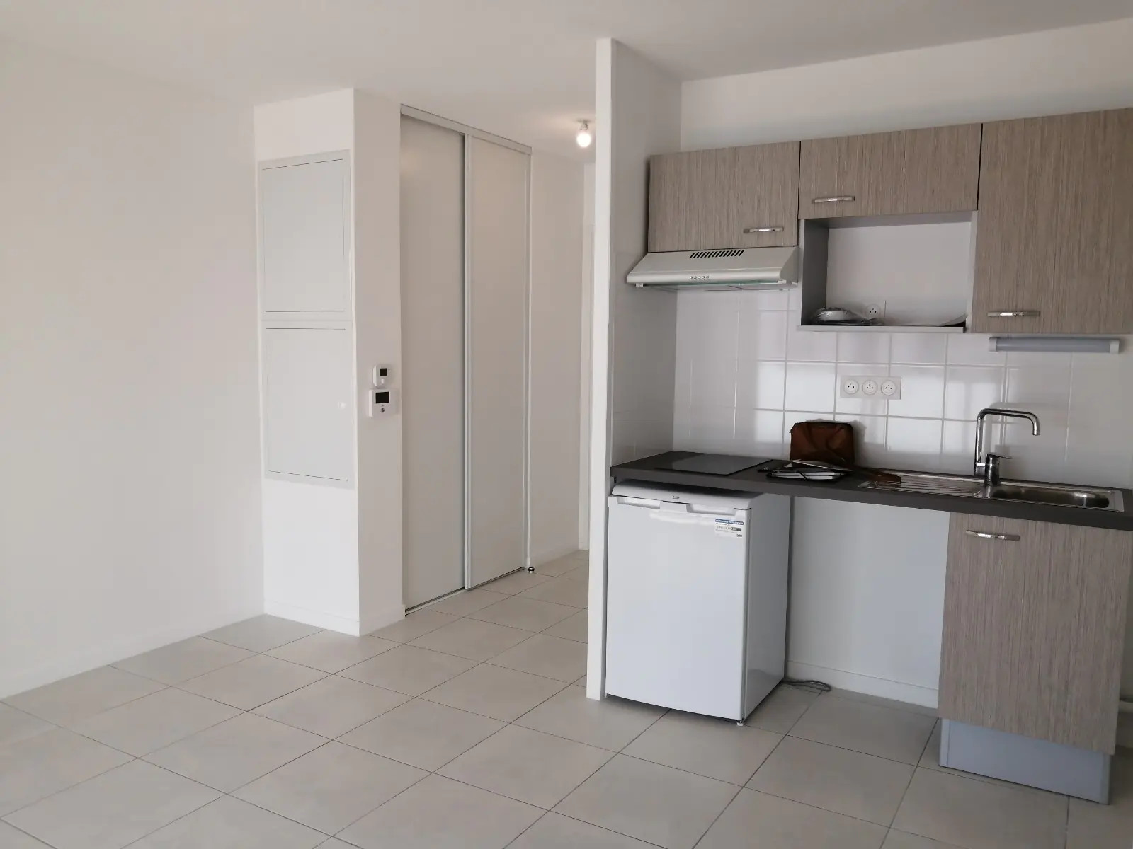 
                                                Location
                                                 Type Nu