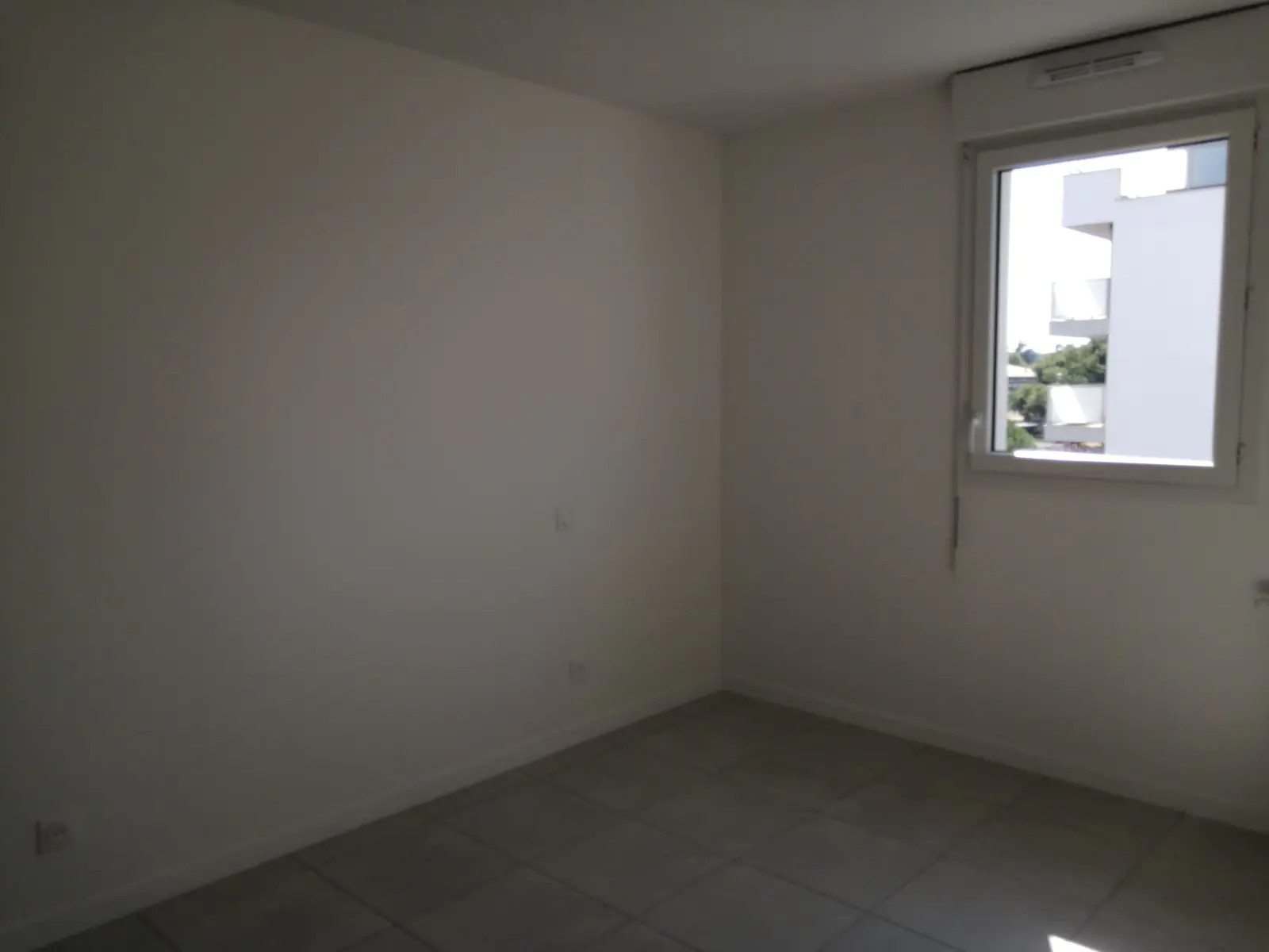 
                                                Location
                                                 Type Nu