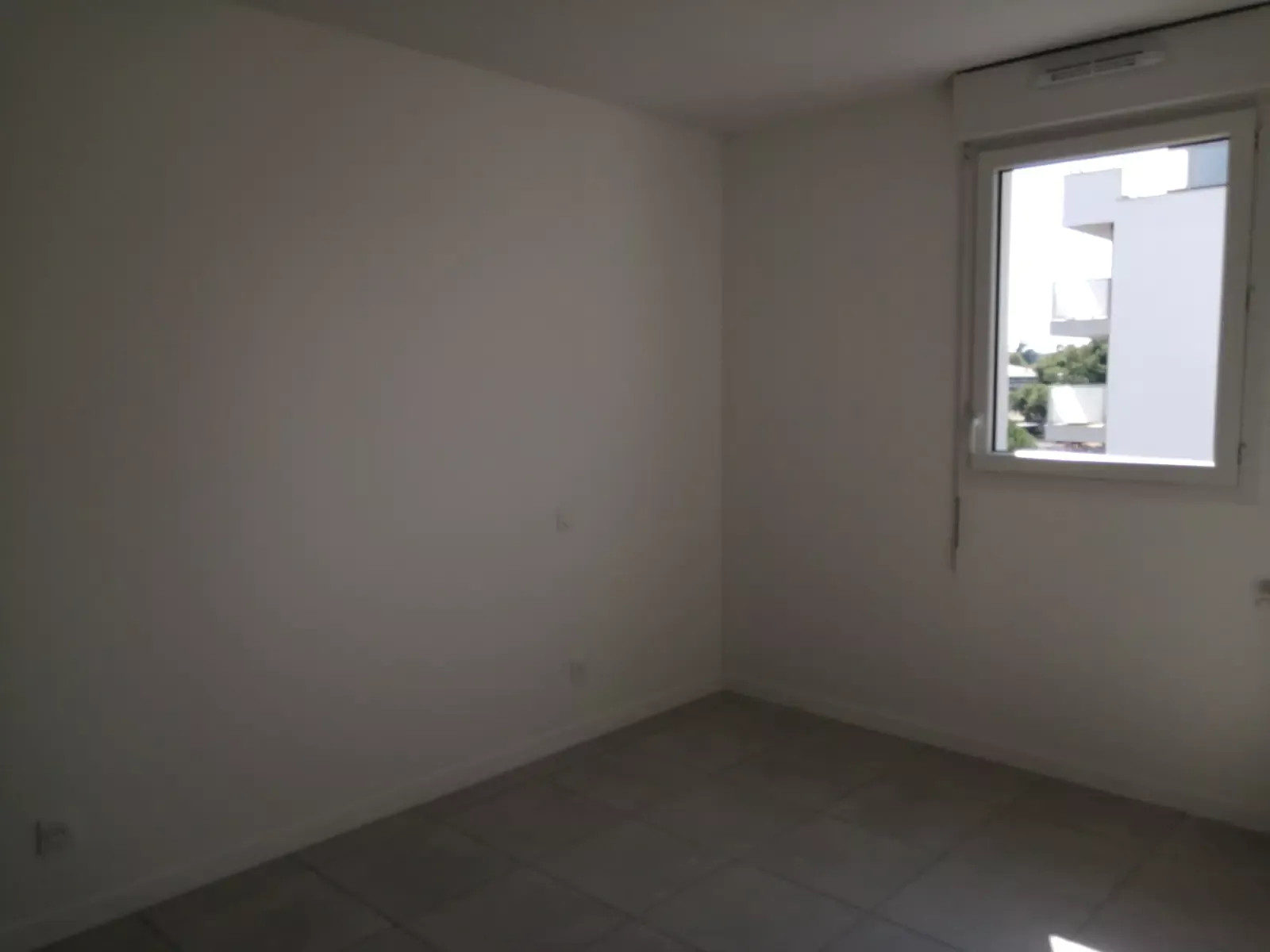 
                                                Location
                                                 Type Nu