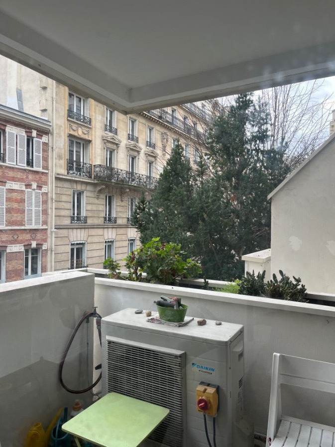 
                                                Vente
                                                 Un appartement comme un bijou ancien
