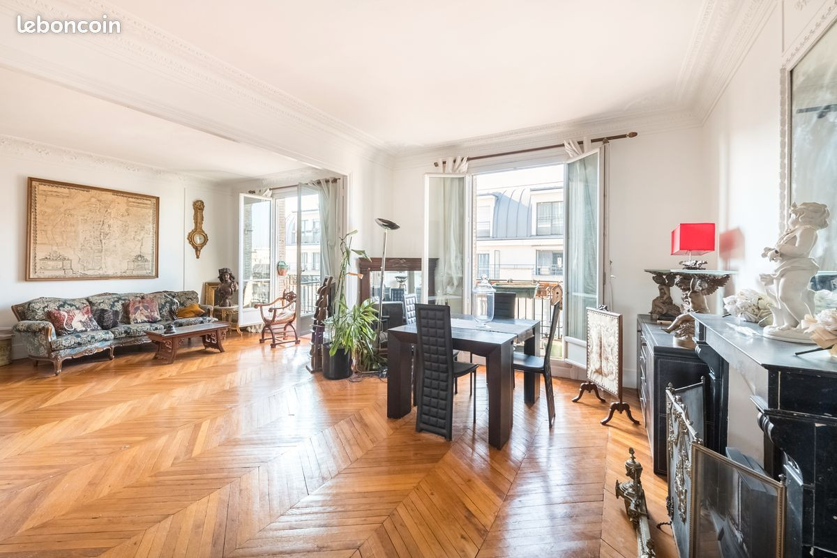 
                                                Location
                                                 un cocon parfait à Montrouge, à quelques minutes du centre de Paris (loyer tout inclus)