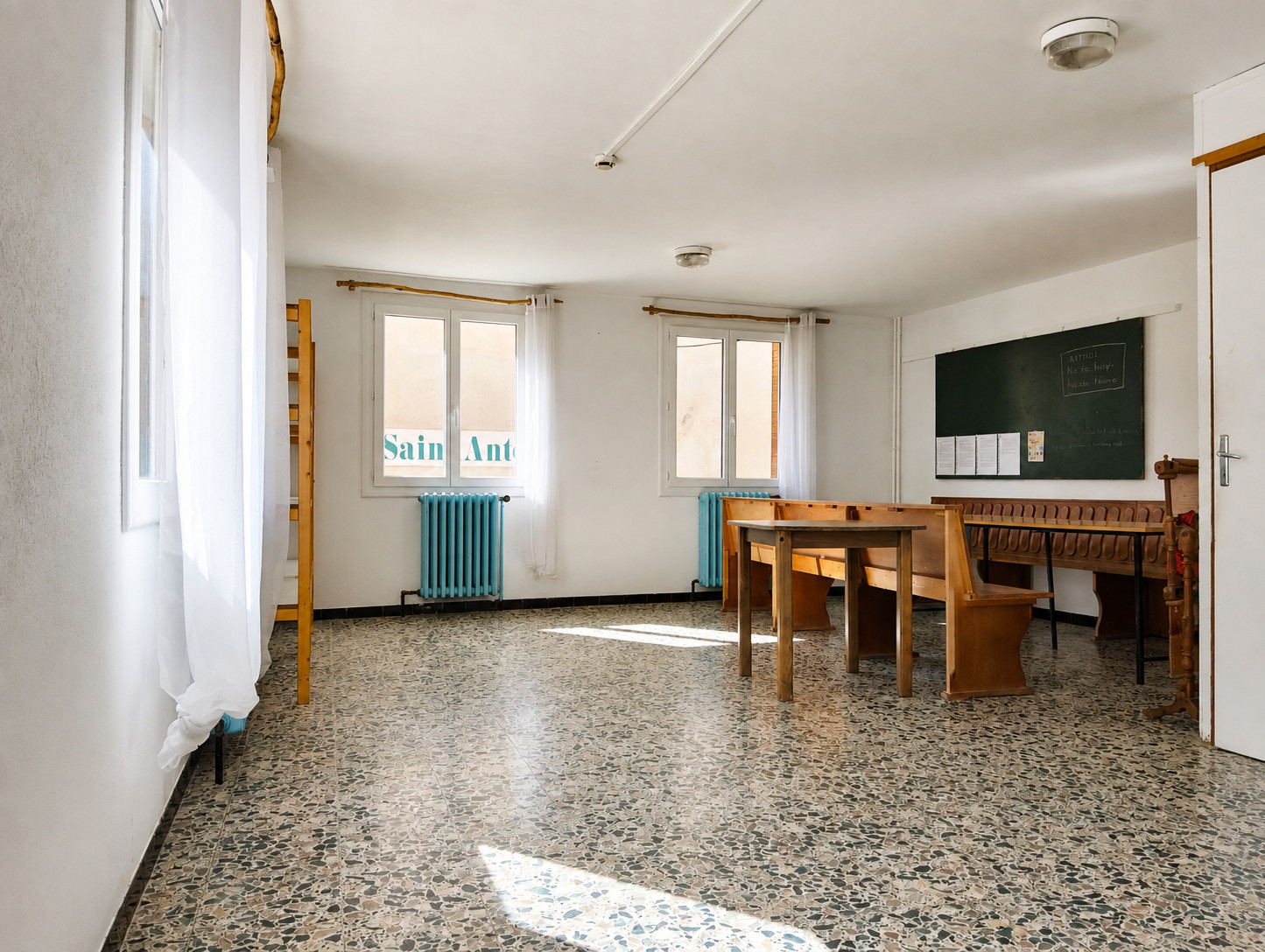 
                                                Vente
                                                 Un duplex à imaginer au cœur de Pelvoux