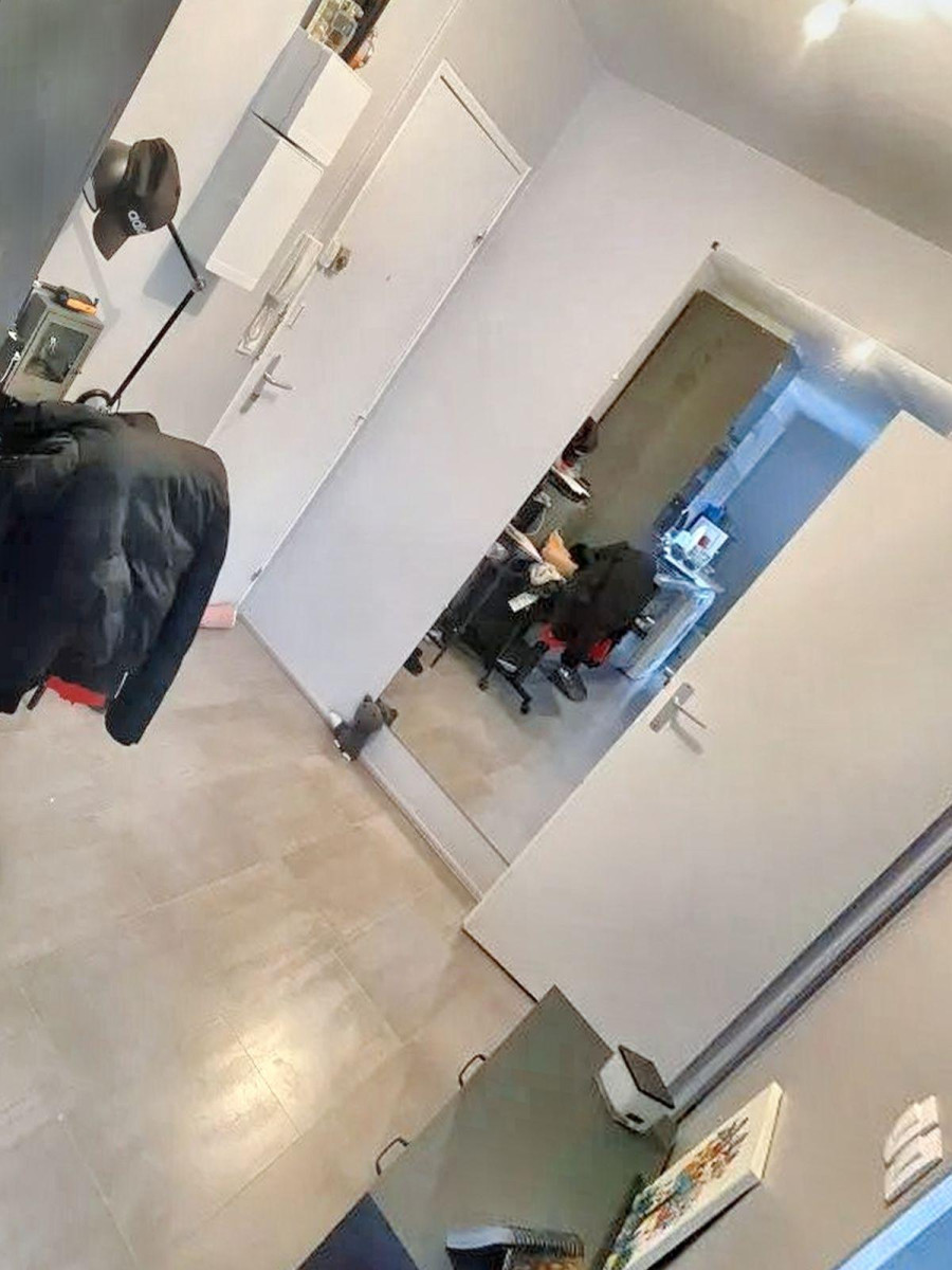 
                                                Location
                                                 Un joli F3 pour vous ressourcer près de la nature