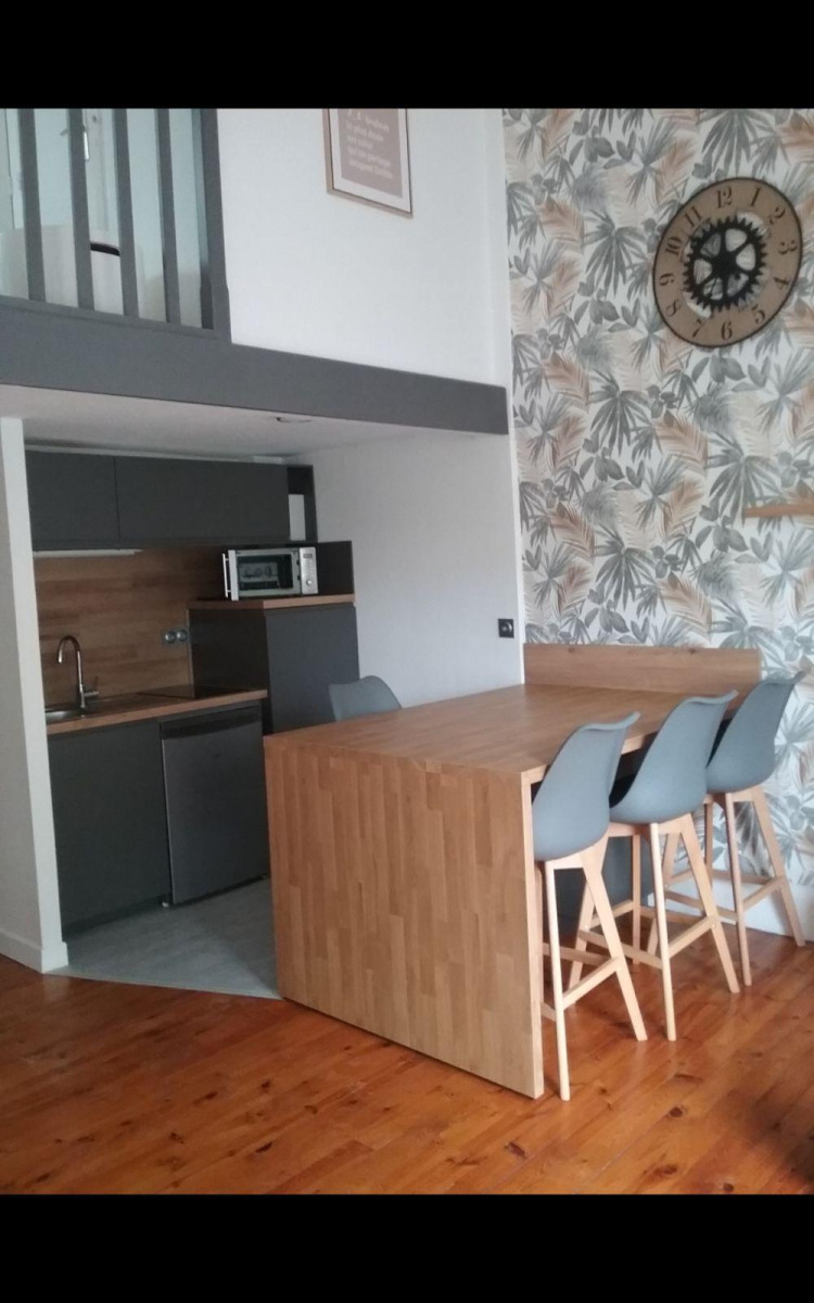 
                                                Location
                                                 Un petit cocon pour vos études