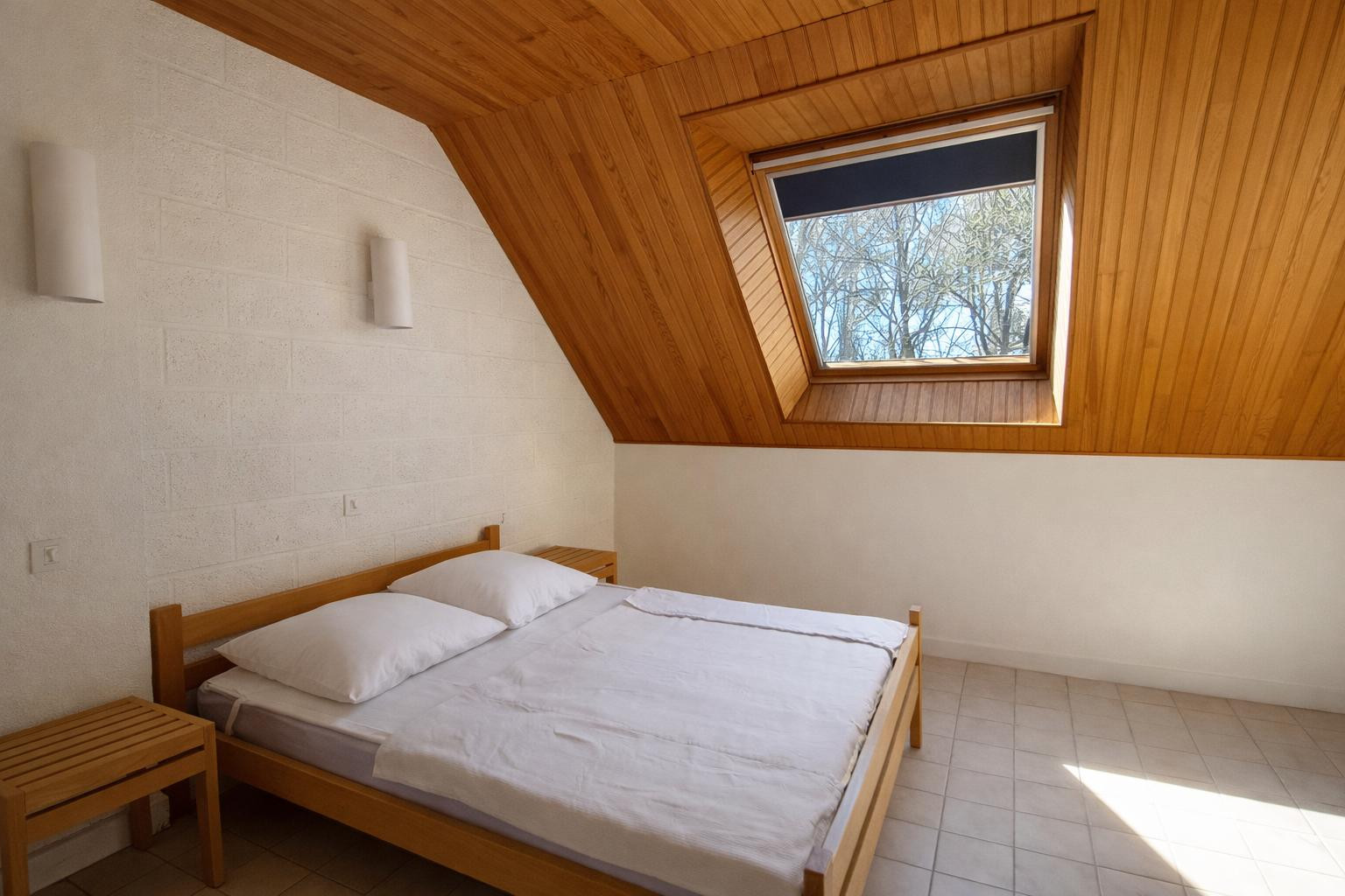 
                                                Location
                                                 Un refuge au vert avec terrasse & vue nature