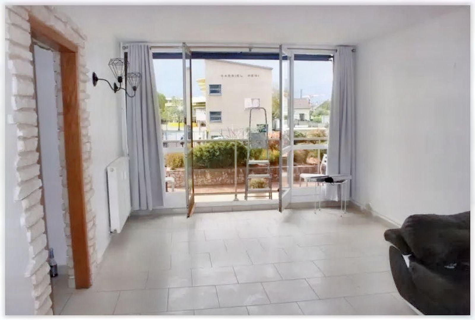 
                                                Location
                                                 Un T2 refait à neuf dans une résidence calme