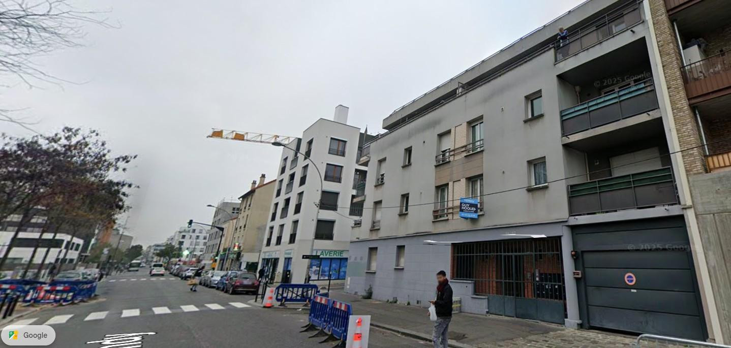 
                                                Location
                                                 Un T3 rénové, proche stade de France  saint denis