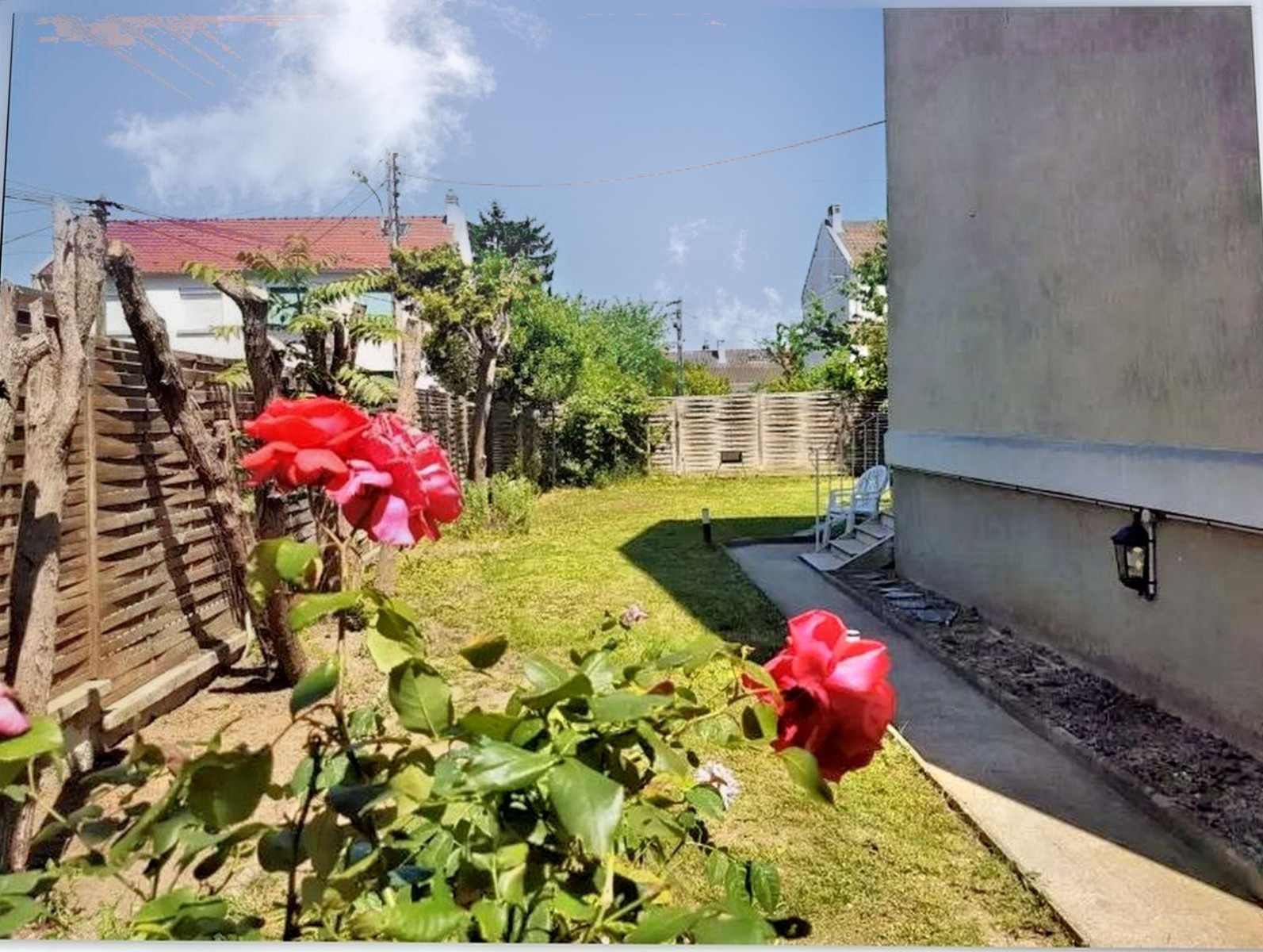 
                                                Location
                                                 Une belle maison avec jardin, colocation idéale