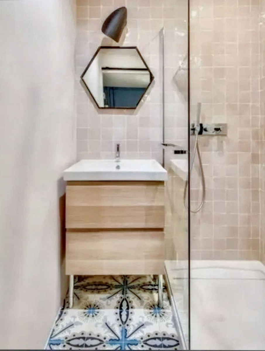 
                                                Location
                                                 Une colocation de 4 chambres meublées