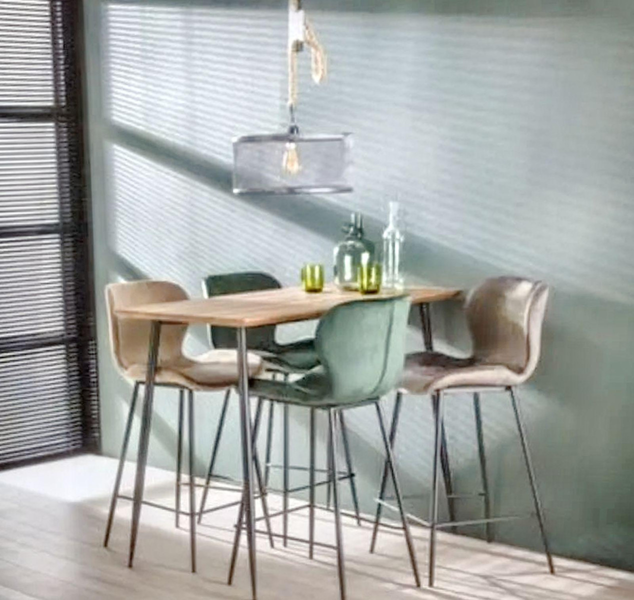 
                                                Location
                                                 Une colocation de 4 chambres meublées