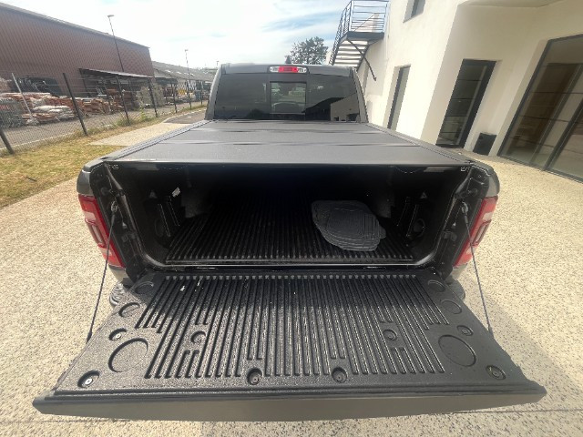 
                                                Utilitaire
                                                 Utilitaire - Dodge Ram 1500 CREW CAB 5.7 V8 LARAMIE SPORT PACK BLACK GPL - 79970€