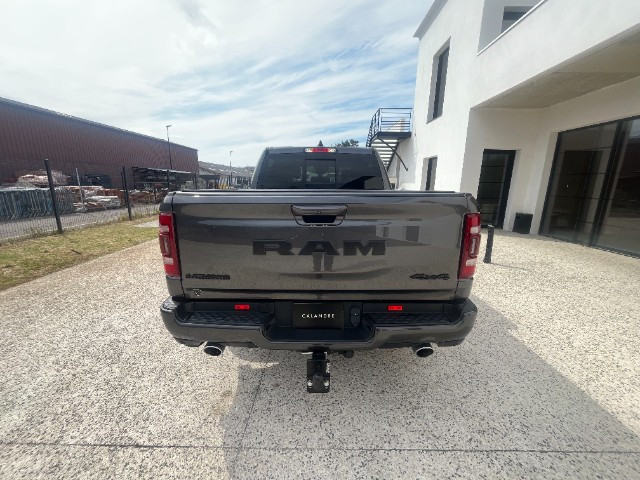 
                                                Utilitaire
                                                 Utilitaire - Dodge Ram 1500 CREW CAB 5.7 V8 LARAMIE SPORT PACK BLACK GPL - 79970€