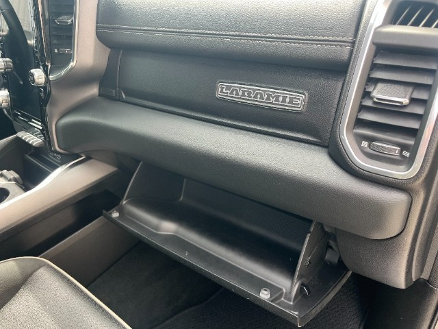 
                                                Utilitaire
                                                 Utilitaire - Dodge Ram 1500 CREW CAB 5.7 V8 LARAMIE SPORT PACK BLACK GPL - 79970€
