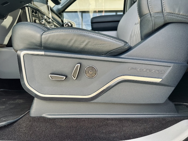 
                                                Utilitaire
                                                 Utilitaire - Ford F150 LIMITED SUPERCREW POWERBOOST HYBRIDE - 109970€